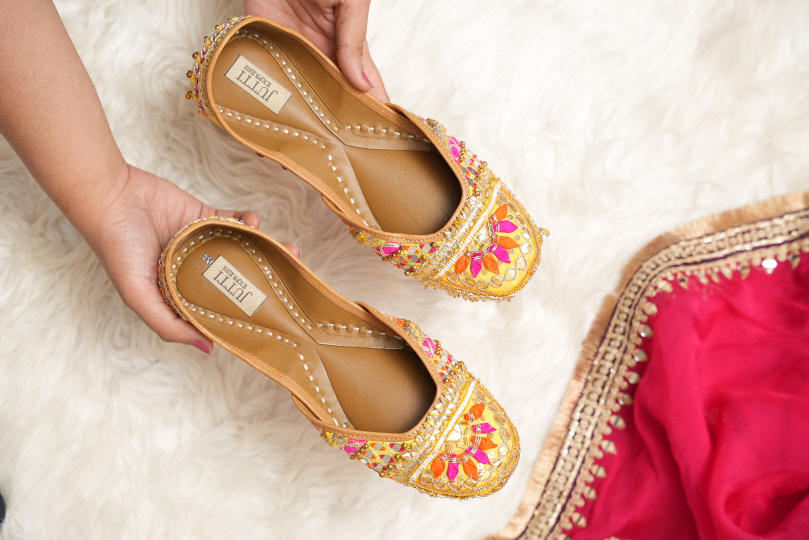 Rangmanch Yellow Juttis