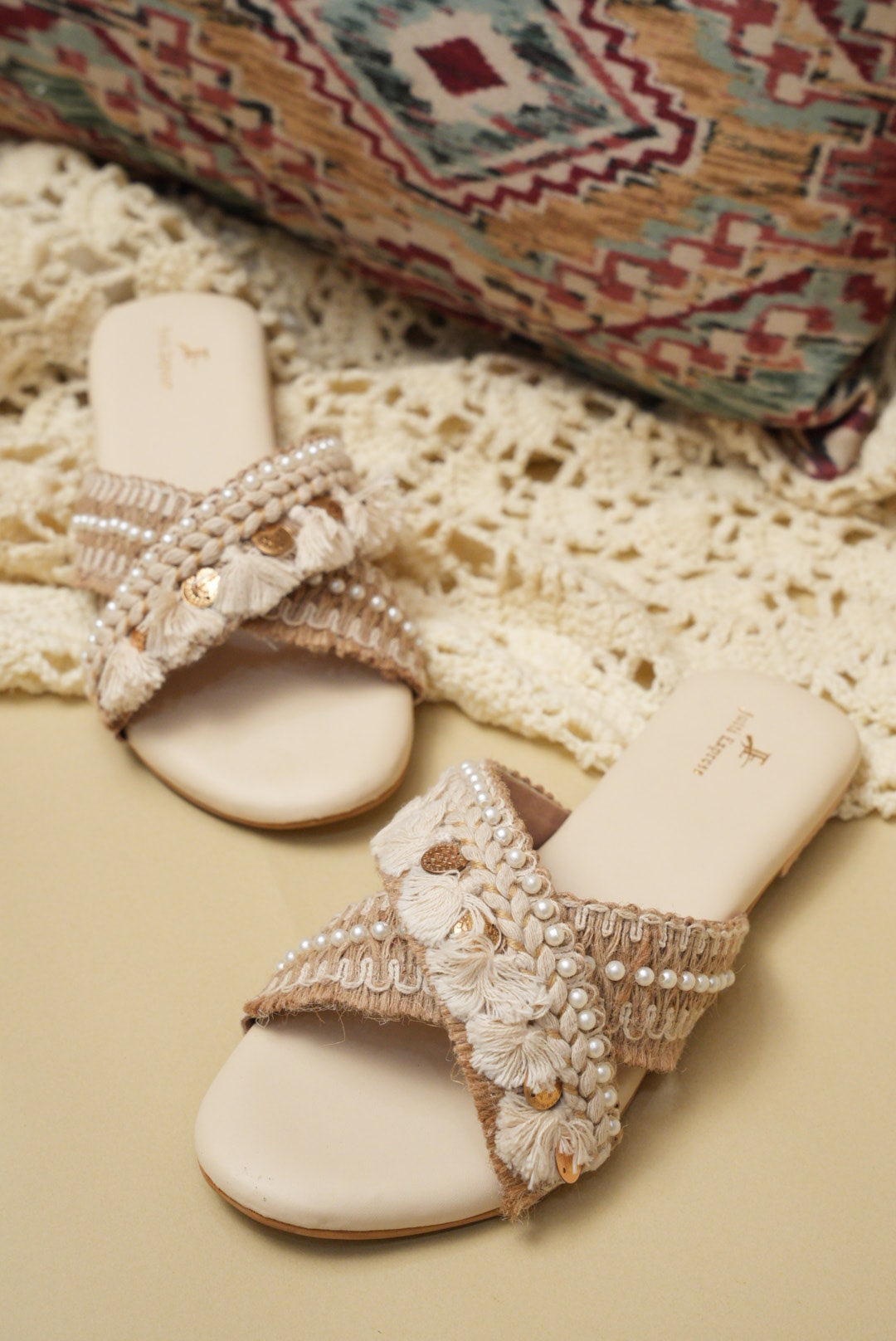 White & Beige Cross Flats