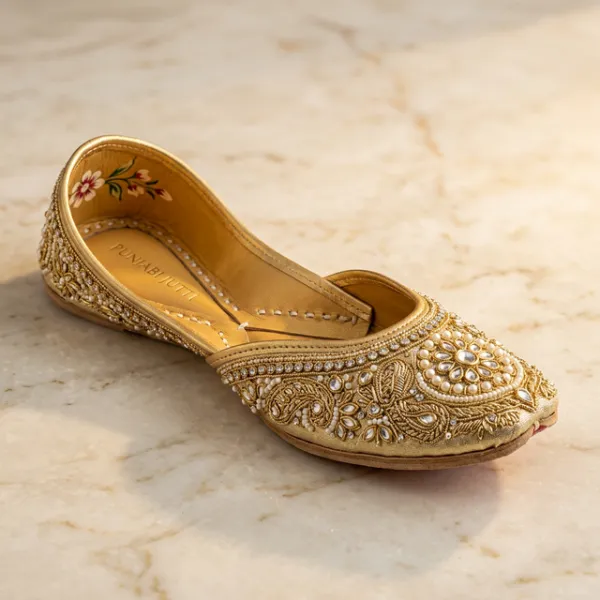 Gold Kundan Jutti